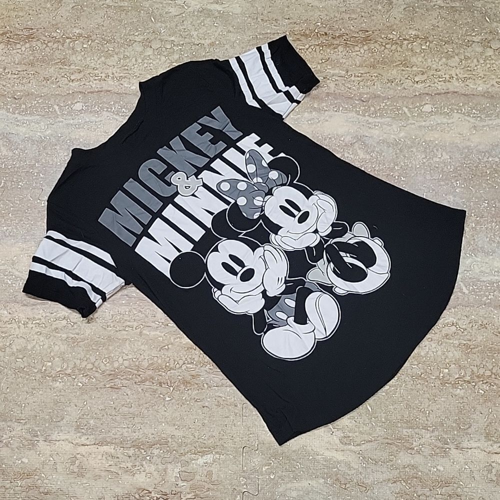DISNEY WOMENS MICKEY AND MINNIE TEE SIZE SMALL